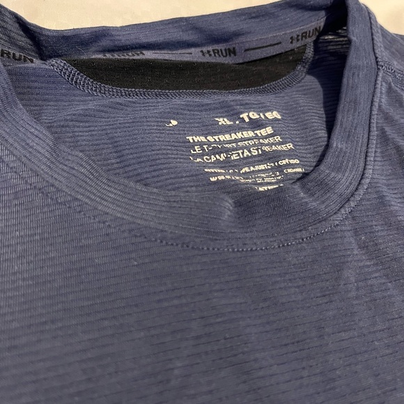 UNDER ARMOUR STREAKER 2.0 SHORT SLEEVE CREW T-SHIRT - Picture 3 of 3